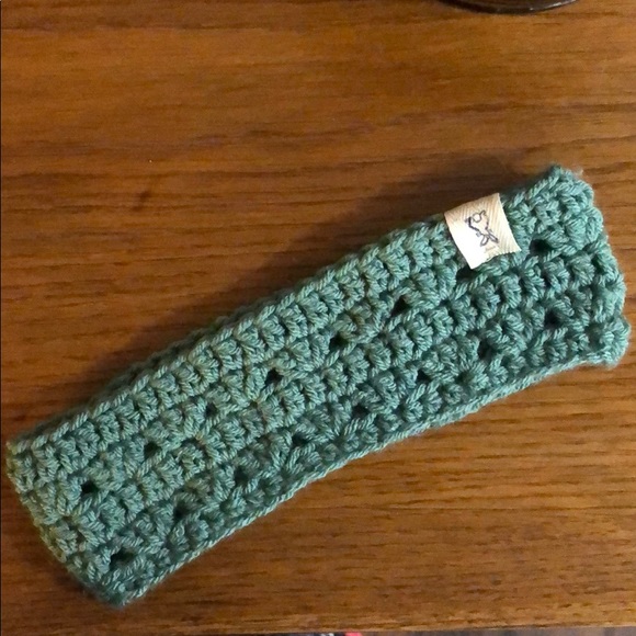 Brand New Handcrafted Crochet Olive Ear Warmer - Picture 1 of 2